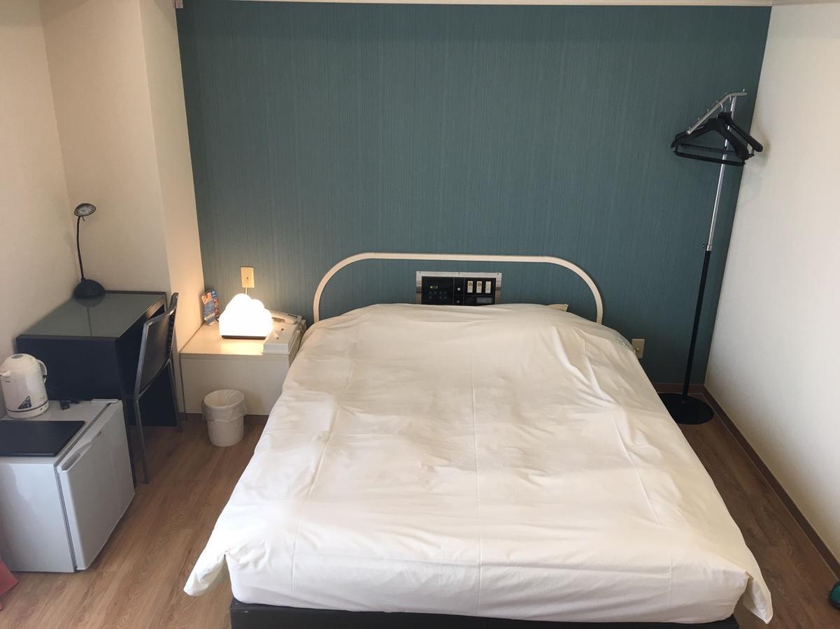 Business Hotel La Firenze Tokyo Exterior photo